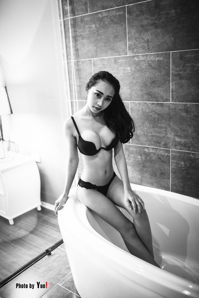 漂亮女秘书